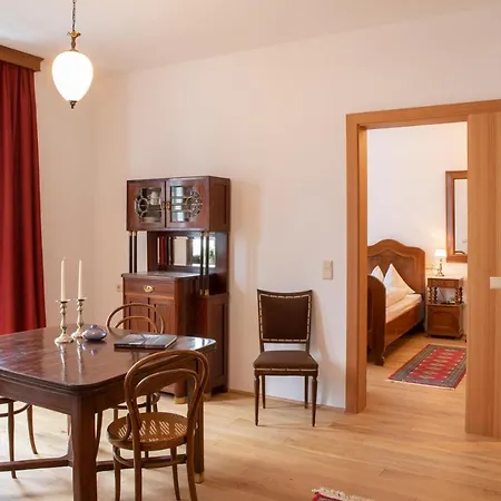 Hotel Baur Am See-2
